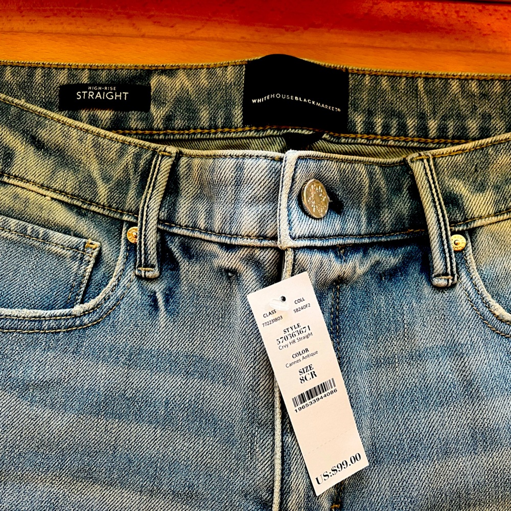 Light blue ankle jeans.  Straight. Size 8.  White House black market. Brand new